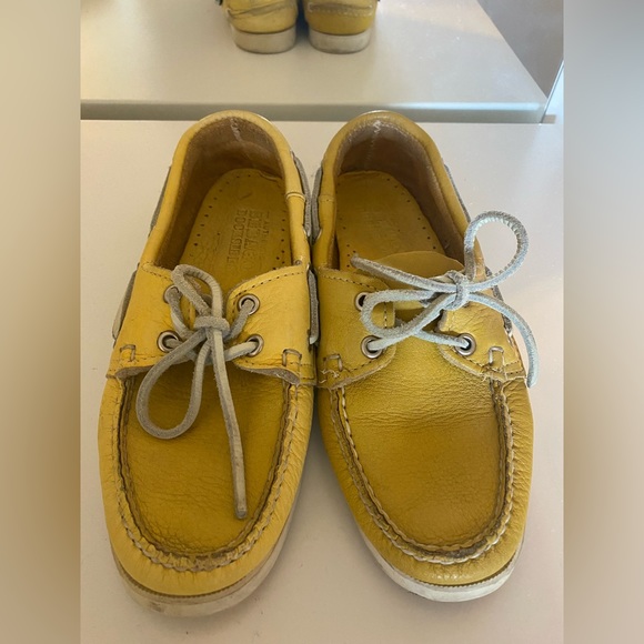 Sebago yellow leather dockside shoes - Picture 2 of 7